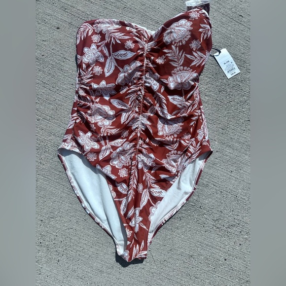 Shade & Shore Floral strapless One Piece Swimsuit. NWT - Picture 2 of 6